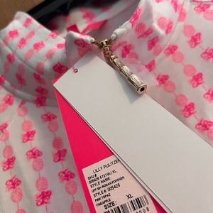 New never worn crop top